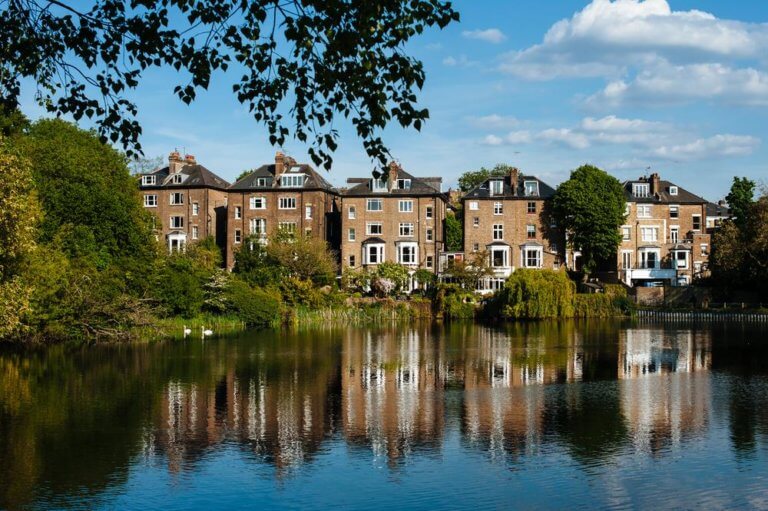 How Property Crowdfunding Could help Address the Homeownership Crisis