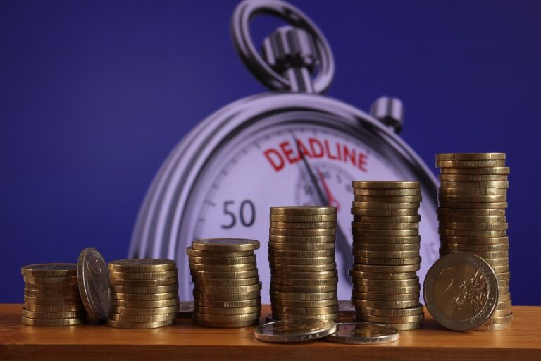 How to Successfully Navigate Unexpected Expenses