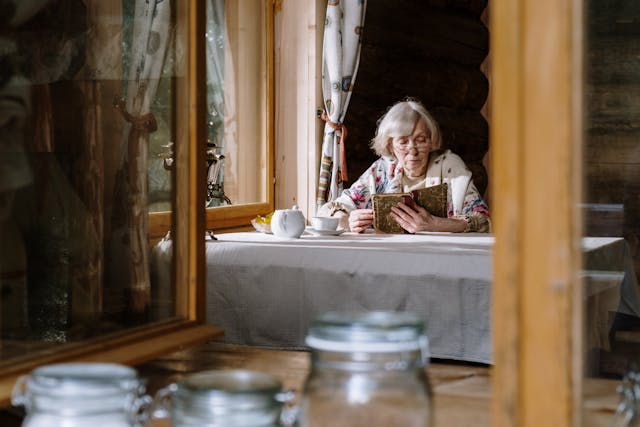 Should Your Home Work for You in Retirement? Here’s What the Wealth Experts Say