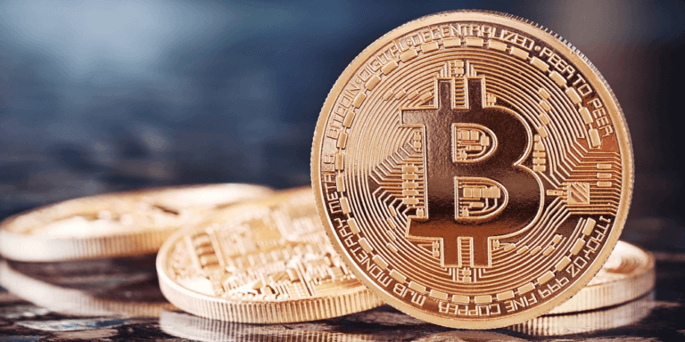ARK Invest Becomes First Public Fund Manager to Invest in Bitcoin