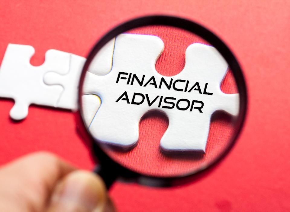 Navigating Your Investment Journey: Choosing the Perfect Financial Advisor for Your Needs